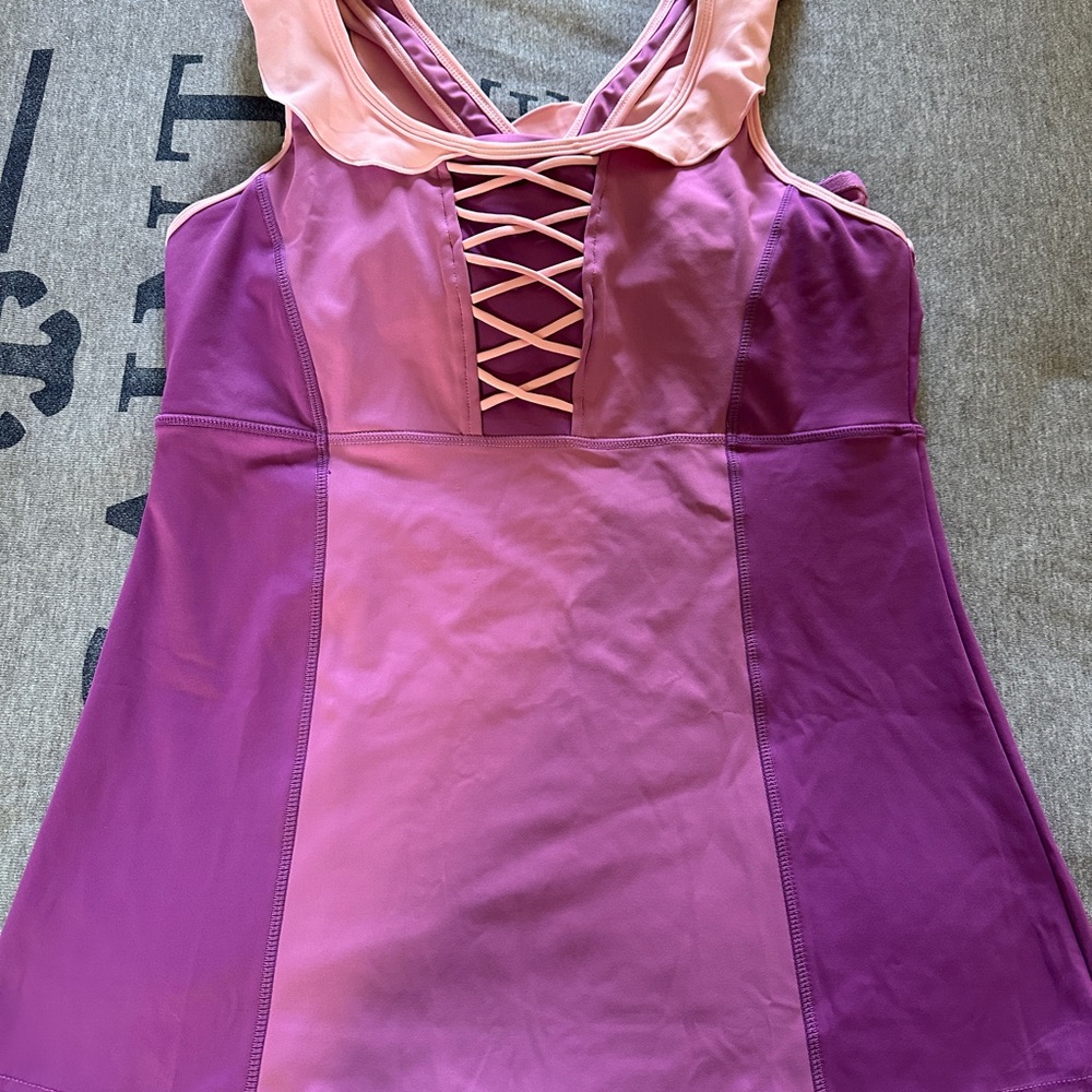 Crowned Athletics Rapunzel/“Golden Dreamer” swing top